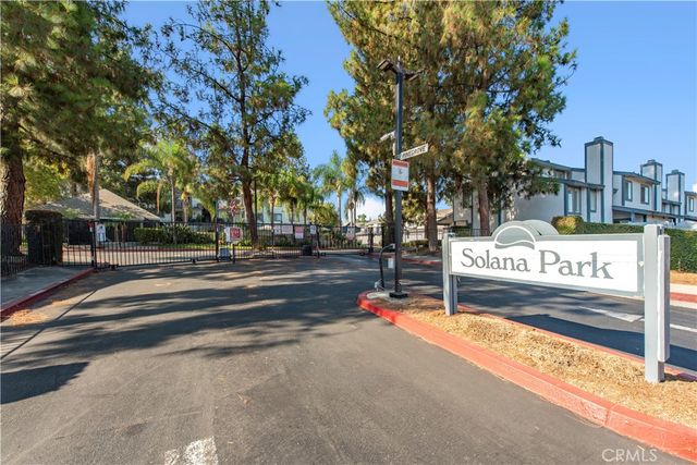 1704 Bridgeport, West Covina, CA 91791