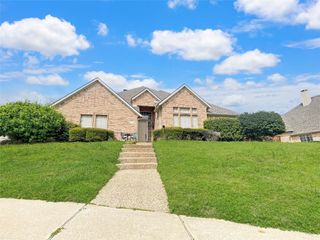 1803 Regent Court, Corinth, TX 76210