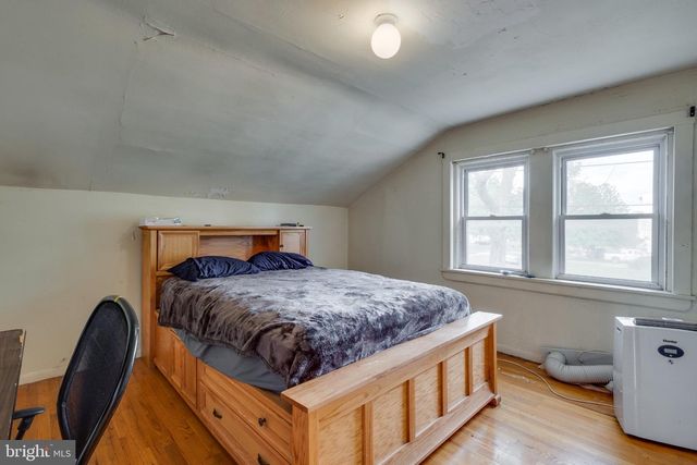 400 HULME ST, Burlington, NJ 08016