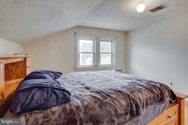 400 HULME ST, Burlington, NJ 08016