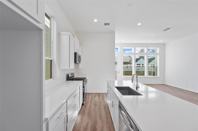 1202 Highland Row Lane, Houston, TX 77091