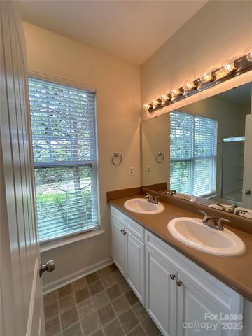 15415 St Christopher Court, Charlotte, NC 28277