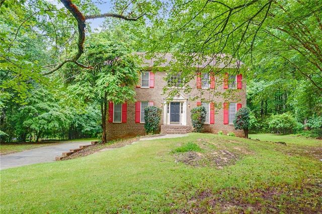 140 Millwood Lane, Fayetteville, GA 30214
