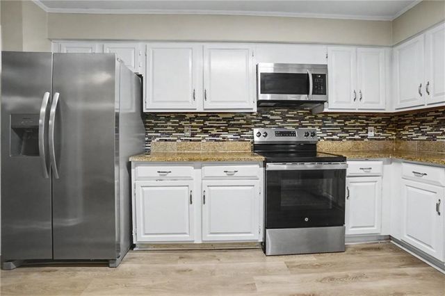 140 Millwood Lane, Fayetteville, GA 30214