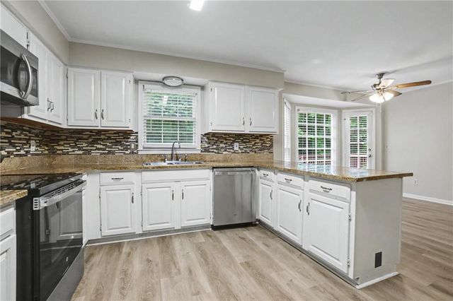 140 Millwood Lane, Fayetteville, GA 30214