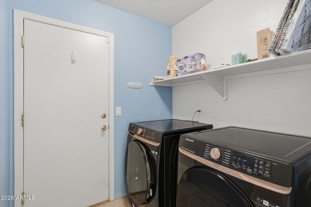 2401 E ANTIGUA Drive, Casa Grande, AZ 85194