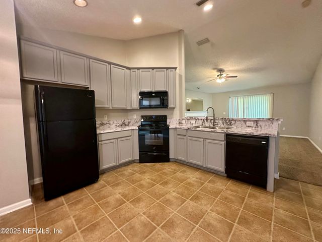 6764 GENTLE OAKS Drive, Jacksonville, FL 32244