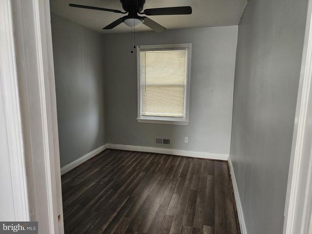 3654 CHESTERFIELD AVE, Baltimore, MD 21213