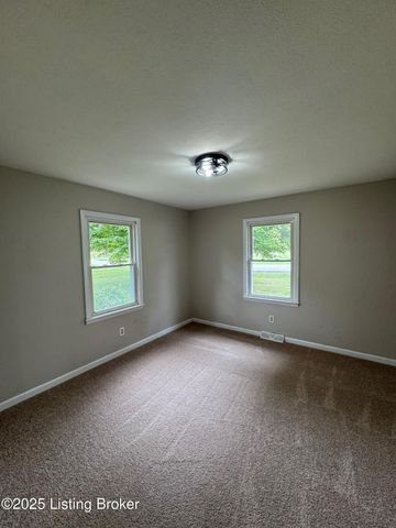 621 Jimwood Dr, Vine Grove, KY 40175