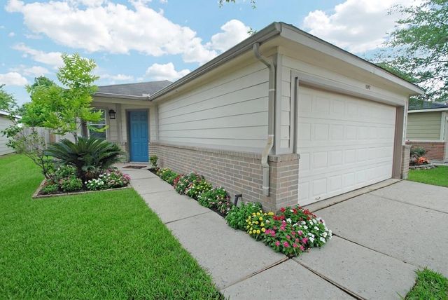 1802 Adobe Stone Drive, Humble, TX 77396