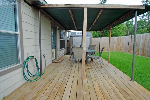 1802 Adobe Stone Drive, Humble, TX 77396