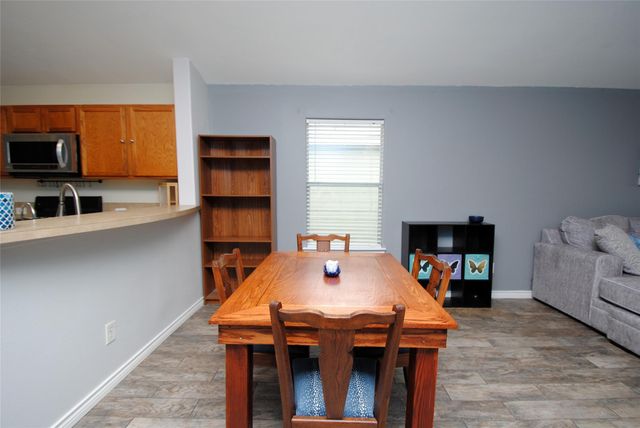 1802 Adobe Stone Drive, Humble, TX 77396