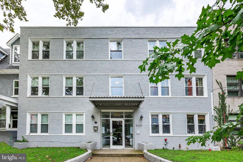 608 JEFFERSON ST NW #302, Washington, DC 20011