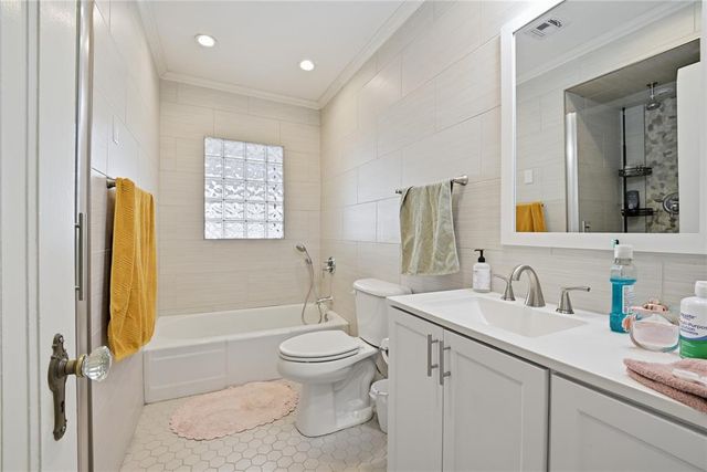 1546 NW NW 37th Street, Oklahoma City, OK 73118