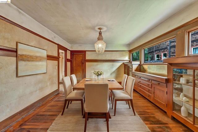 2219 Derby St, Berkeley, CA 94705