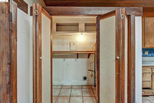 2219 Derby St, Berkeley, CA 94705