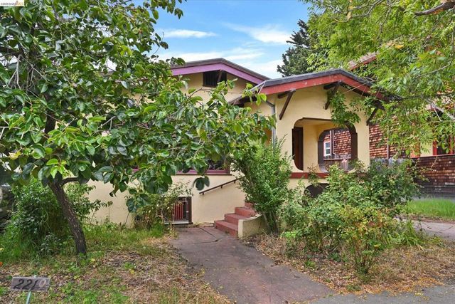 2219 Derby St, Berkeley, CA 94705