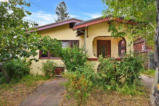 2219 Derby St, Berkeley, CA 94705
