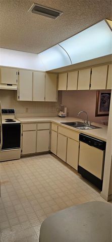 12027 HOOSIER COURT 201, Hudson, FL 34667