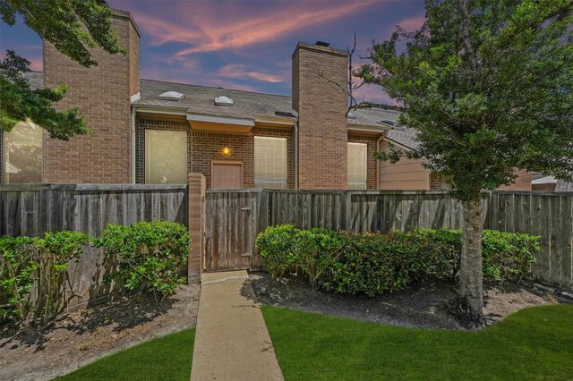 2831 Panagard Drive Drive 39, Houston, TX 77082