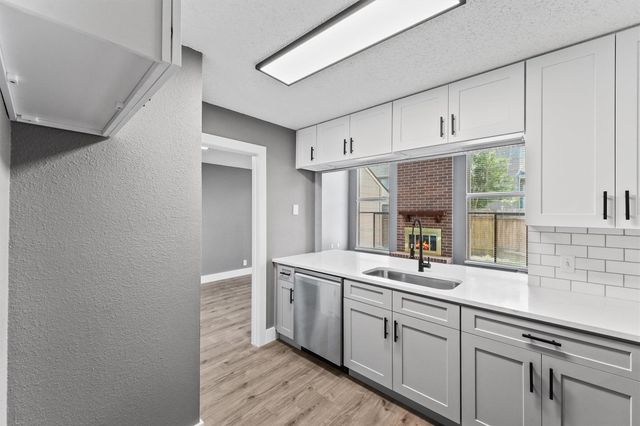 2831 Panagard Drive Drive 39, Houston, TX 77082