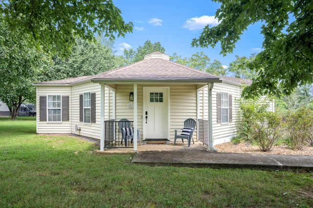 512 Cline Ridge Rd, Winchester, TN 37398