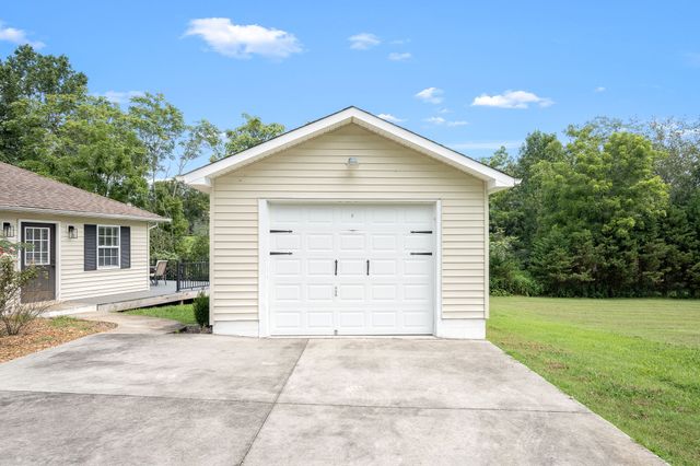 512 Cline Ridge Rd, Winchester, TN 37398