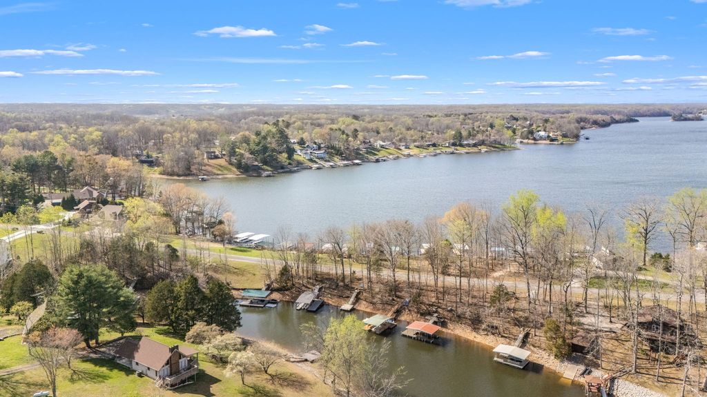 512 Cline Ridge Rd, Winchester, TN 37398