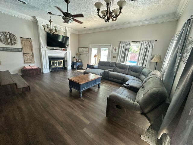 219 Inverness Street, Borger, TX 79007