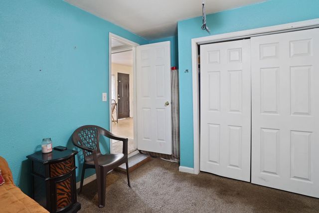 2337 E Alpine Ave, Stockton, CA 95205