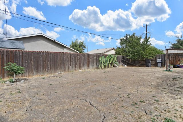 2337 E Alpine Ave, Stockton, CA 95205