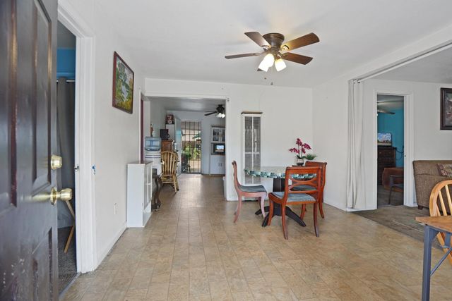 2337 E Alpine Ave, Stockton, CA 95205