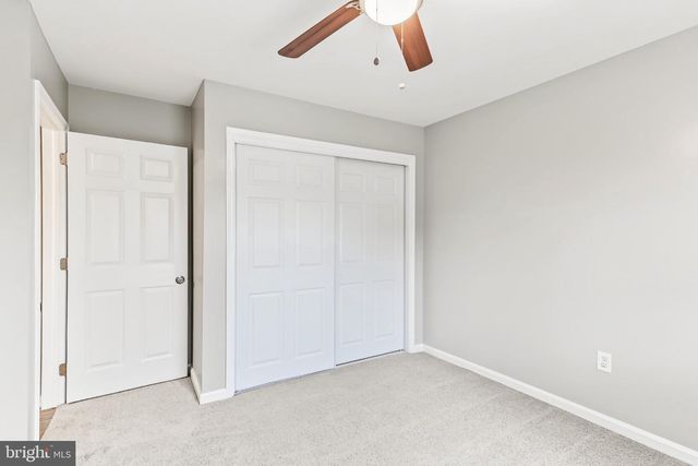 30 BUTTONWOOD DR, Lititz, PA 17543