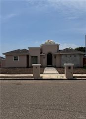 2438 Leanna Denae Avenue, Mission, TX 78572