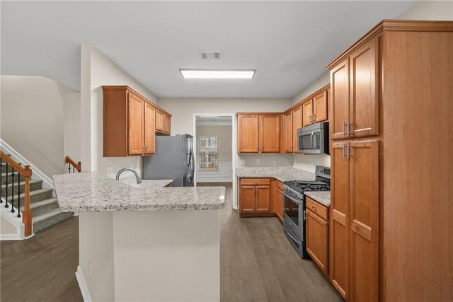 4947 Rapahoe Trail, Atlanta, GA 30349