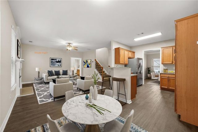 4947 Rapahoe Trail, Atlanta, GA 30349