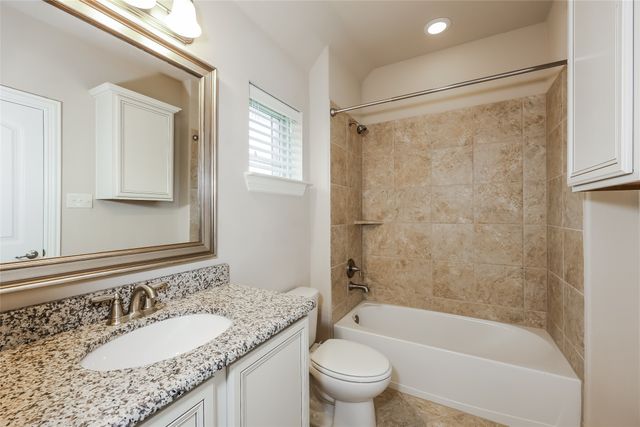 2201 Petunia Lane, Rowlett, TX 75089