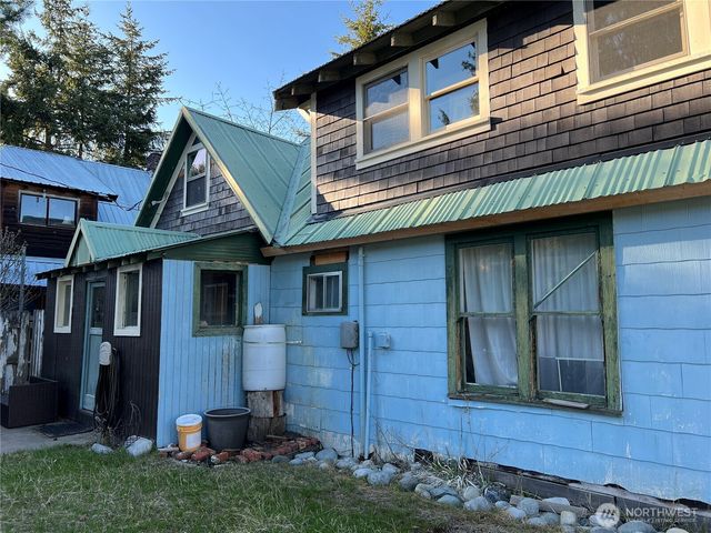 136 4th Street, Roslyn, WA 98941