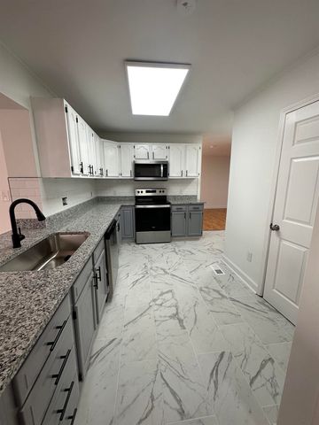 1076 Mayview Street, Spartanburg, SC 29303