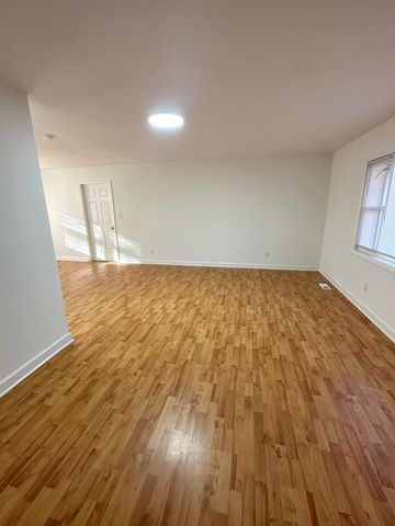 1076 Mayview Street, Spartanburg, SC 29303