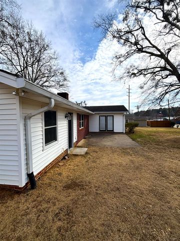 1076 Mayview Street, Spartanburg, SC 29303