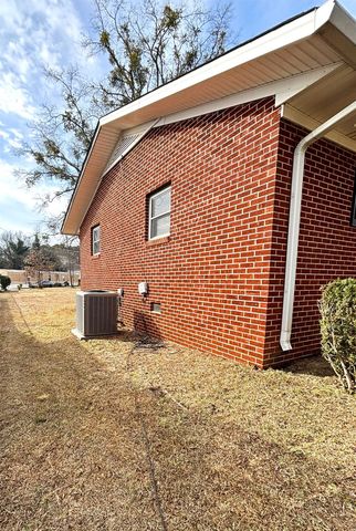 1076 Mayview Street, Spartanburg, SC 29303