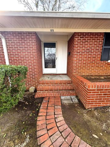 1076 Mayview Street, Spartanburg, SC 29303