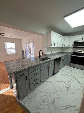 1076 Mayview Street, Spartanburg, SC 29303