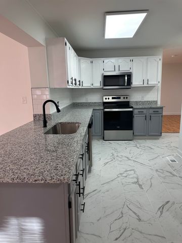 1076 Mayview Street, Spartanburg, SC 29303