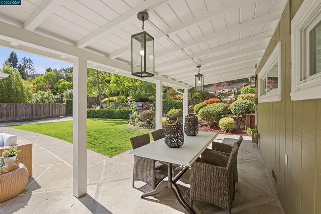 57 Lombardy Ln, Orinda, CA 94563