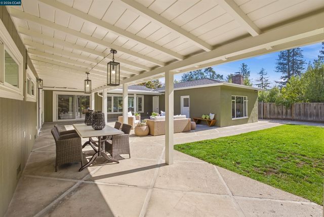 57 Lombardy Ln, Orinda, CA 94563