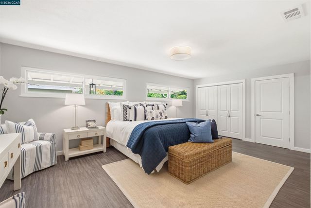 57 Lombardy Ln, Orinda, CA 94563