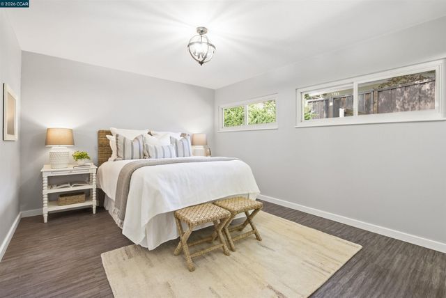 57 Lombardy Ln, Orinda, CA 94563