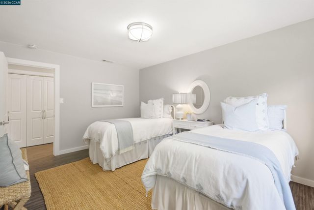 57 Lombardy Ln, Orinda, CA 94563